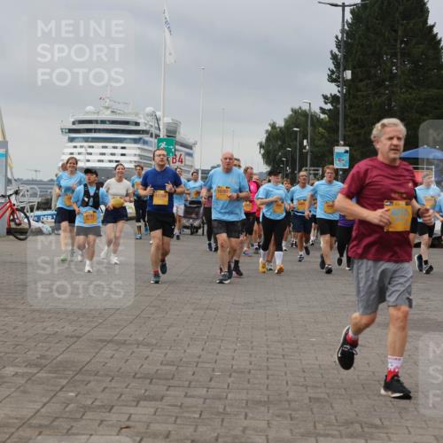 13.09.2026 - Kiel Lauf Andreas Tolksdorf http://msf.ph/oto/10414469 13.09.2026 10:05:25 Kiellinie 6193, 2, 4, 12356, 10397 meine-sportfotos.de