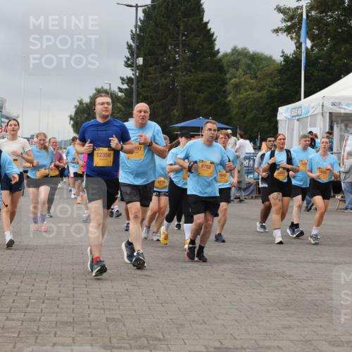 13.09.2026 - Kiel Lauf Andreas Tolksdorf http://msf.ph/oto/10414525 13.09.2026 10:05:28 Kiellinie 6193, 12356, 897, 4216, 8782, 10352, 7648, 7683, 4019 meine-sportfotos.de