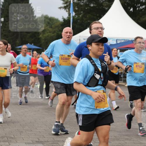 13.09.2026 - Kiel Lauf Andreas Tolksdorf http://msf.ph/oto/10414561 13.09.2026 10:05:31 Kiellinie 2880, 38, 10397, 38, 39, 8782 meine-sportfotos.de