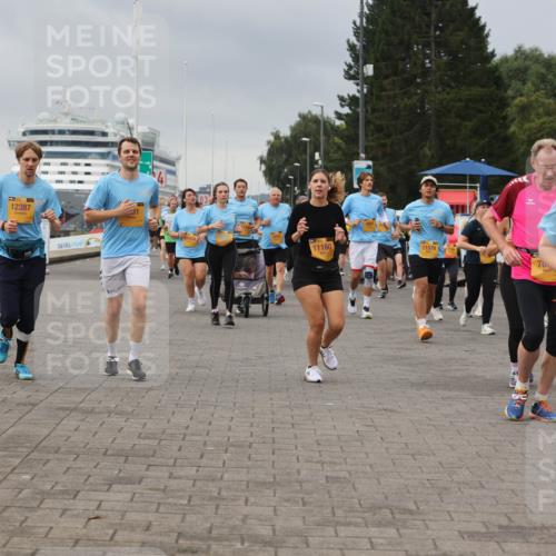 13.09.2026 - Kiel Lauf Andreas Tolksdorf http://msf.ph/oto/10414601 13.09.2026 10:05:34 Kiellinie 12387, 11160, 11576, 70, 3580 meine-sportfotos.de