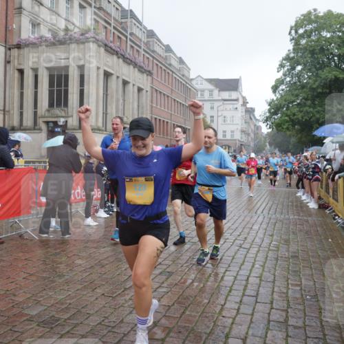 13.09.2026 - Kiel Lauf Yannick Fuchs http://msf.ph/oto/10414617 13.09.2026 10:46:26 Ziel 206, 1013, 1430, 1913, 2037, 2776, 4242, 4331, 4397, 4516, 4763, 7061, 8277, 8520, 9361, 9415, 10469, 10699, 10836, 11232, 11742, 12000, 12307, 12704, 12743, 123, 272, 498, 550, 665, 1013, 1030, 1374, 1582, 2421, 2448, 3422, 3781, 3844, 5017, 5348, 5421, 5510, 5515, 5564, 6385, 6436, 6980, 7044, 7073, 7241, 7772, 7840, 7939, 8310, 8403, 8551, 8561, 8655, 8881, 9207, 9361, 9375, 9715, 10050, 10699, 10809, 11642, 4499, 9875, 12466, 1229, 1537, 2563, 7889 meine-sportfotos.de