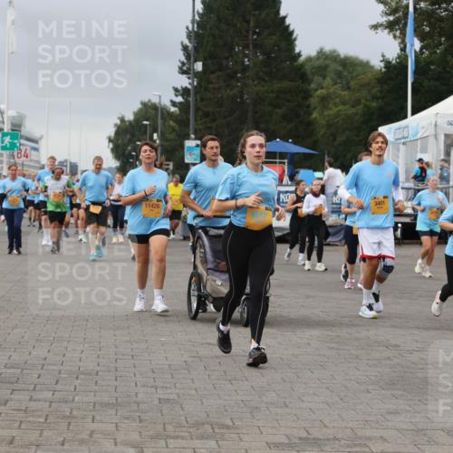 13.09.2026 - Kiel Lauf Andreas Tolksdorf http://msf.ph/oto/10414633 13.09.2026 10:05:38 Kiellinie 13, 11428, 3401, 1601, 11576, 136 meine-sportfotos.de