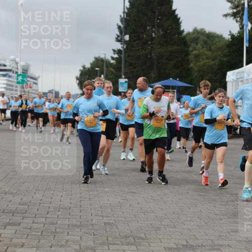 13.09.2026 - Kiel Lauf Andreas Tolksdorf http://msf.ph/oto/10414732 13.09.2026 10:05:44 Kiellinie 841, 10130, 5920, 11210, 9182, 9873 meine-sportfotos.de