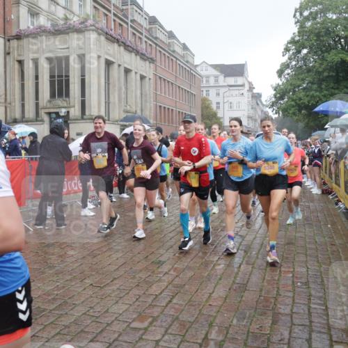13.09.2026 - Kiel Lauf Yannick Fuchs http://msf.ph/oto/10414754 13.09.2026 10:46:36 Ziel 206, 972, 1325, 1430, 2027, 2037, 2594, 3109, 3117, 3677, 4242, 4499, 4763, 5591, 5974, 7061, 8475, 8678, 9248, 9415, 9844, 9875, 10706, 10758, 11742, 11825, 12307, 12466, 12704, 272, 498, 550, 665, 1013, 1030, 1374, 1582, 1913, 2448, 2776, 3422, 4331, 4397, 4516, 5017, 5348, 5421, 5510, 5515, 5564, 6385, 6436, 6980, 7044, 7241, 7772, 7840, 7939, 8277, 8310, 8520, 8551, 8561, 9207, 9361, 9375, 9715, 10050, 10469, 10699, 10809, 10836, 11232, 11642, 12000 meine-sportfotos.de