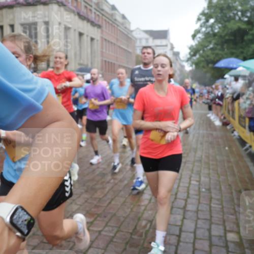 13.09.2026 - Kiel Lauf Yannick Fuchs http://msf.ph/oto/10414781 13.09.2026 10:46:37 Ziel 206, 972, 1325, 1430, 2027, 2037, 2594, 3109, 3117, 3677, 4242, 4499, 4674, 4763, 5591, 5974, 6909, 7061, 8475, 8678, 9248, 9415, 9844, 9875, 10706, 10758, 11742, 11825, 12260, 12307, 12466, 12704, 206, 272, 498, 550, 665, 1013, 1030, 1374, 1582, 1913, 2448, 2776, 3422, 4331, 4397, 4516, 5017, 5348, 5421, 5510, 5515, 5564, 6436, 6980, 7044, 7241, 7772, 7840, 7939, 8277, 8310, 8520, 8561, 9207, 9361, 9415, 9715, 10050, 10469, 10699, 10809, 10836, 11232, 11642, 12000 meine-sportfotos.de