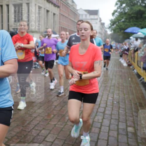 13.09.2026 - Kiel Lauf Yannick Fuchs http://msf.ph/oto/10414783 13.09.2026 10:46:37 Ziel 206, 972, 1325, 1430, 2027, 2037, 2594, 3109, 3117, 3677, 4242, 4499, 4674, 4763, 5591, 5974, 6909, 7061, 8475, 8678, 9248, 9415, 9844, 9875, 10706, 10758, 11742, 11825, 12260, 12307, 12466, 12704, 206, 272, 498, 550, 665, 1013, 1030, 1374, 1582, 1913, 2448, 2776, 3422, 4331, 4397, 4516, 5017, 5348, 5421, 5510, 5515, 5564, 6436, 6980, 7044, 7241, 7772, 7840, 7939, 8277, 8310, 8520, 8561, 9207, 9361, 9415, 9715, 10050, 10469, 10699, 10809, 10836, 11232, 11642, 12000 meine-sportfotos.de
