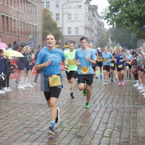 13.09.2026 - Kiel Lauf Yannick Fuchs http://msf.ph/oto/10414857 13.09.2026 10:46:43 Ziel 1325, 1982, 2027, 2551, 2594, 2702, 3109, 3117, 3533, 3677, 4499, 4674, 5591, 5974, 6551, 6874, 6909, 8219, 8283, 8475, 8678, 8901, 9248, 9713, 9875, 10398, 10706, 10758, 10814, 11825, 12260, 12466, 206, 972, 1013, 1430, 1913, 2027, 2037, 2448, 2776, 3422, 4242, 4331, 4397, 4516, 4763, 5017, 5421, 7044, 7061, 7241, 7840, 8277, 8310, 8520, 9361, 9415, 9844, 10469, 10699, 10758, 10836, 11232, 11642, 12000, 12704, 85, 111 meine-sportfotos.de