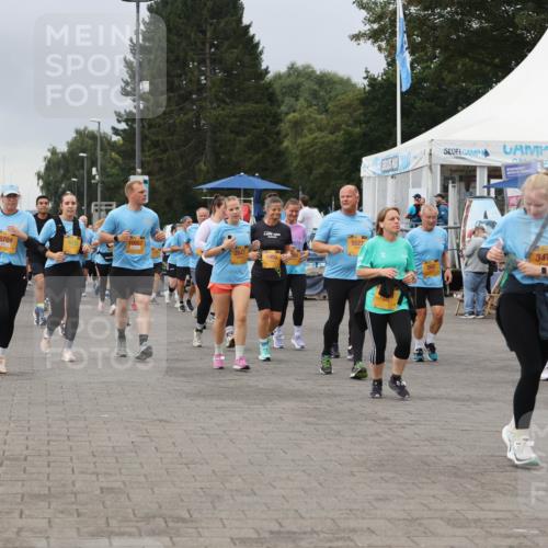 13.09.2026 - Kiel Lauf Andreas Tolksdorf http://msf.ph/oto/10414894 13.09.2026 10:05:54 Kiellinie 8704, 10057, 2041, 1906, 5527, 3475 meine-sportfotos.de