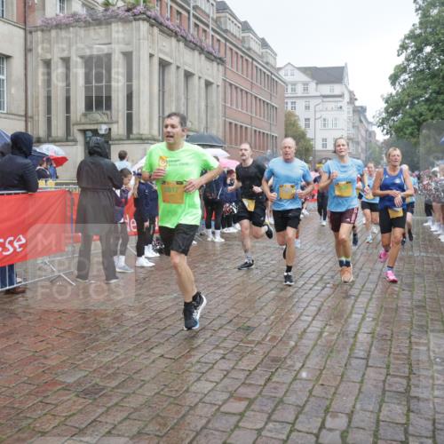 13.09.2026 - Kiel Lauf Yannick Fuchs http://msf.ph/oto/10414902 13.09.2026 10:46:46 Ziel 898, 1982, 2551, 2594, 2702, 3109, 3533, 3878, 3964, 4499, 4674, 5449, 5591, 5974, 6551, 6874, 6909, 8219, 8283, 8475, 8901, 9248, 9713, 9875, 10398, 10706, 10814, 11075, 12260, 12466, 206, 972, 1013, 1325, 1430, 1913, 2027, 2037, 2448, 2776, 3117, 3422, 3677, 4242, 4331, 4397, 4499, 4516, 4763, 5017, 5421, 7044, 7061, 7840, 8277, 8310, 8520, 8678, 9361, 9415, 9844, 10469, 10699, 10758, 10836, 11232, 11642, 12000, 12704, 85, 111 meine-sportfotos.de