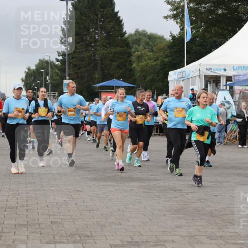13.09.2026 - Kiel Lauf Andreas Tolksdorf http://msf.ph/oto/10414909 13.09.2026 10:05:55 Kiellinie 10057, 2041, 5527, 7367 meine-sportfotos.de