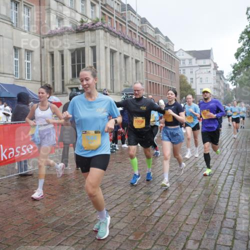 13.09.2026 - Kiel Lauf Yannick Fuchs http://msf.ph/oto/10414955 13.09.2026 10:46:49 Ziel 184, 189, 898, 1982, 2551, 2576, 2594, 2702, 2728, 3109, 3533, 3878, 3964, 4674, 5449, 5591, 5974, 6551, 6874, 6909, 8219, 8283, 8475, 8901, 9248, 9474, 9713, 10144, 10305, 10398, 10706, 10814, 11075, 12260, 12693, 206, 972, 1013, 1325, 1430, 1913, 2027, 2037, 2448, 2776, 3109, 3117, 3677, 4242, 4331, 4397, 4499, 4516, 4763, 5421, 7044, 7061, 7840, 8277, 8520, 8678, 9361, 9415, 9844, 9875, 10469, 10699, 10758, 10836, 11232, 11642, 12000, 12704, 85, 111 meine-sportfotos.de
