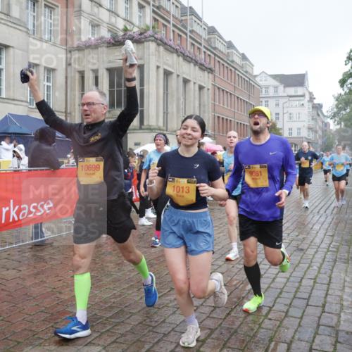 13.09.2026 - Kiel Lauf Yannick Fuchs http://msf.ph/oto/10414969 13.09.2026 10:46:50 Ziel 184, 189, 226, 898, 1982, 2551, 2576, 2594, 2702, 2728, 3533, 3878, 3964, 4674, 5449, 5591, 5974, 6551, 6874, 6909, 8219, 8283, 8475, 8901, 9248, 9474, 9713, 10088, 10144, 10305, 10398, 10706, 10814, 11075, 12260, 12693, 206, 972, 1013, 1325, 1430, 1913, 2027, 2037, 2594, 2776, 3109, 3117, 3677, 4242, 4331, 4397, 4499, 4516, 4763, 5421, 5591, 5974, 7044, 7061, 8277, 8520, 8678, 9361, 9415, 9844, 9875, 10469, 10699, 10758, 10836, 11232, 11642, 12000, 12704, 85, 111 meine-sportfotos.de