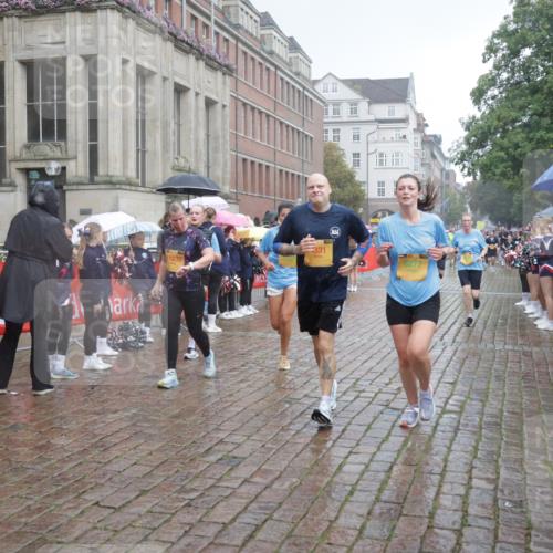13.09.2026 - Kiel Lauf Yannick Fuchs http://msf.ph/oto/10414997 13.09.2026 10:46:52 Ziel 184, 189, 226, 404, 898, 1169, 1982, 2551, 2576, 2702, 2728, 3533, 3878, 3964, 4014, 4147, 4674, 5449, 6551, 6874, 6909, 7089, 8219, 8283, 8901, 9474, 9713, 10088, 10144, 10197, 10305, 10398, 10814, 11075, 11441, 12260, 12693, 206, 972, 1325, 1430, 1913, 2027, 2037, 2594, 2776, 3109, 3117, 3677, 4242, 4331, 4397, 4499, 4516, 4674, 4763, 5591, 5974, 6909, 7061, 8277, 8475, 8520, 8678, 9415, 9844, 9875, 10469, 10758, 10836, 11232, 12000, 12704, 85, 111, 116 meine-sportfotos.de