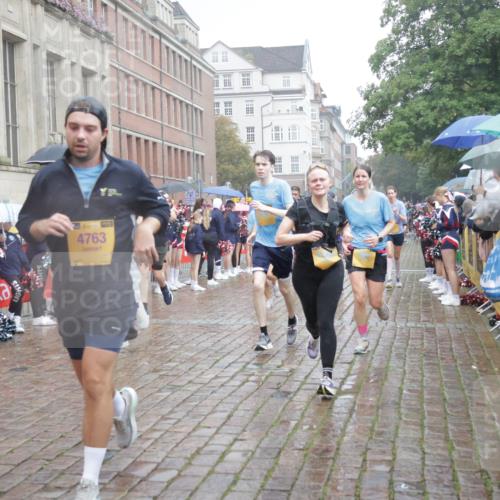 13.09.2026 - Kiel Lauf Yannick Fuchs http://msf.ph/oto/10415121 13.09.2026 10:47:03 Ziel 85, 111, 184, 189, 226, 404, 525, 816, 1169, 1563, 1674, 2576, 2728, 4014, 4147, 4894, 5089, 5424, 6742, 7040, 7089, 8238, 8364, 9044, 9048, 9200, 9453, 9474, 9675, 10088, 10144, 10197, 10305, 10657, 11343, 11441, 11730, 11773, 12584, 189, 898, 972, 1325, 1430, 1982, 2027, 2037, 2551, 2576, 2594, 2702, 3109, 3117, 3533, 3677, 3878, 3964, 4242, 4499, 4674, 4763, 5449, 5591, 5974, 6551, 6874, 6909, 7061, 8219, 8283, 8475, 8678, 8901, 9844, 9875, 10758, 12704, 116, 1913, 8520 meine-sportfotos.de