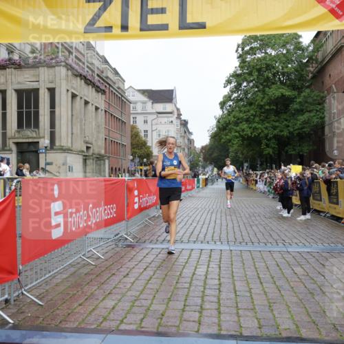 13.09.2026 - Kiel Lauf Yannick Fuchs http://msf.ph/oto/10415153 13.09.2026 09:36:08 Ziel 3056, 5662, 7782, 9610, 391, 9630, 12726, 4589 meine-sportfotos.de