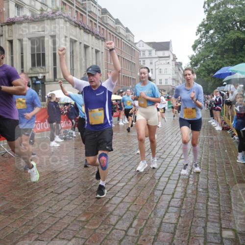 13.09.2026 - Kiel Lauf Yannick Fuchs http://msf.ph/oto/10415186 13.09.2026 10:47:07 Ziel 85, 111, 116, 404, 525, 816, 1107, 1563, 1674, 4380, 4789, 4894, 5089, 5424, 5914, 6142, 6742, 7040, 8238, 8364, 8839, 9044, 9048, 9200, 9453, 9536, 9646, 9675, 9989, 10197, 10340, 10508, 10657, 11343, 11560, 11561, 11730, 11773, 12584, 184, 189, 226, 404, 898, 972, 1169, 1325, 1982, 2027, 2551, 2576, 2594, 2702, 2728, 3109, 3117, 3533, 3677, 3878, 3964, 4014, 4147, 4499, 4674, 5449, 5591, 5974, 6551, 6874, 6909, 8219, 8283, 8475, 8678, 8901, 9844, 9875, 10758, 365 meine-sportfotos.de