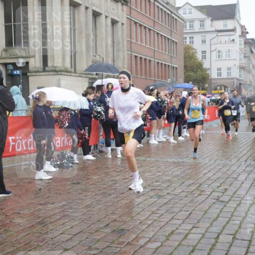 13.09.2026 - Kiel Lauf Yannick Fuchs http://msf.ph/oto/10415220 13.09.2026 10:47:09 Ziel 85, 111, 116, 525, 816, 1107, 1367, 1563, 1674, 4380, 4789, 4894, 5089, 5195, 5424, 5649, 5914, 6142, 6742, 7040, 8238, 8364, 8839, 9200, 9453, 9536, 9646, 9675, 9989, 10340, 10508, 10657, 11560, 11561, 11730, 11773, 12584, 184, 189, 226, 404, 525, 898, 1169, 1325, 1982, 2551, 2576, 2594, 2702, 2728, 3109, 3117, 3533, 3677, 3878, 3964, 4014, 4147, 4499, 4674, 5449, 5591, 5974, 6551, 6874, 6909, 8219, 8283, 8475, 8678, 8901, 9875, 365 meine-sportfotos.de