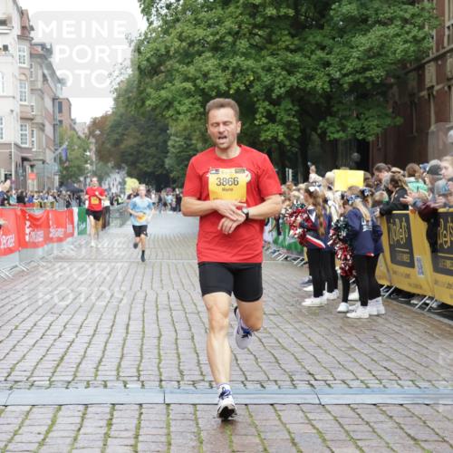 13.09.2026 - Kiel Lauf Yannick Fuchs http://msf.ph/oto/10415237 13.09.2026 09:36:32 Ziel 391, 3866, 7546, 9630, 12726, 3056, 5662, 2430, 9450, 7782, 9610 meine-sportfotos.de