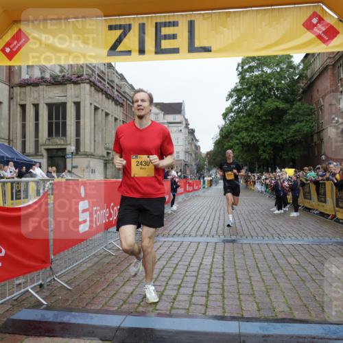 13.09.2026 - Kiel Lauf Yannick Fuchs http://msf.ph/oto/10415292 13.09.2026 09:36:41 Ziel 2430, 3866, 7546, 9450, 391, 3056, 3866, 5662, 9630, 12726, 2455, 3900, 3056, 5662 meine-sportfotos.de