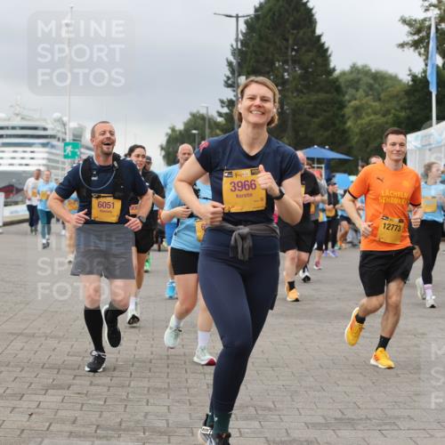 13.09.2026 - Kiel Lauf Andreas Tolksdorf http://msf.ph/oto/10415333 13.09.2026 10:06:23 Kiellinie 6051, 38, 3966, 900, 3120, 12773 meine-sportfotos.de