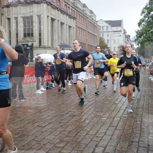 13.09.2026 - Kiel Lauf Yannick Fuchs http://msf.ph/oto/10415334 13.09.2026 10:47:16 Ziel 116, 821, 1107, 1367, 1803, 2000, 2185, 2429, 2713, 2947, 3064, 3136, 3183, 3463, 4150, 4380, 4773, 4789, 5089, 5195, 5505, 5649, 5914, 6142, 6981, 7288, 8238, 8707, 8741, 8839, 8953, 9536, 9645, 9646, 9989, 10340, 10508, 10718, 10949, 11560, 11561, 11730, 85, 111, 184, 189, 226, 404, 525, 816, 898, 1169, 1563, 1674, 1982, 2551, 2576, 2702, 2728, 3533, 3878, 3964, 4014, 4147, 4674, 4894, 5424, 5449, 6551, 6742, 6874, 6909, 8219, 8283, 8475, 8901, 365 meine-sportfotos.de