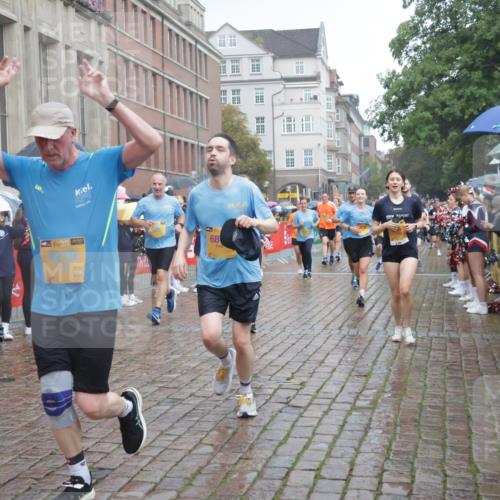 13.09.2026 - Kiel Lauf Yannick Fuchs http://msf.ph/oto/10415436 13.09.2026 10:47:21 Ziel 116, 821, 1107, 1280, 1367, 1803, 2000, 2183, 2185, 2429, 2713, 2947, 3064, 3136, 3183, 3463, 4070, 4150, 4380, 4450, 4531, 4773, 5195, 5505, 5649, 6142, 6981, 7288, 8058, 8707, 8741, 8839, 8953, 9114, 9312, 9645, 9646, 9989, 10508, 10668, 10718, 10949, 12596, 85, 111, 116, 184, 189, 226, 404, 525, 816, 898, 1107, 1169, 1563, 1674, 2576, 2728, 3878, 3964, 4014, 4147, 4380, 4789, 4894, 5089, 5424, 5449, 5914, 6551, 6742, 6874, 8219, 365 meine-sportfotos.de