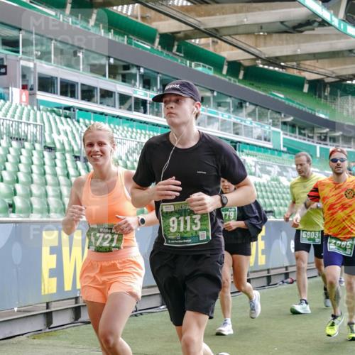 13.09.2026 - 21. swb-Marathon Bremen Michael Burmester http://msf.ph/oto/10415446 13.09.2026 13:19:18 Laufen im Stadion 333, 404, 464, 486, 512, 546, 732, 753, 837, 921, 938, 1066, 1156, 1431, 1506, 1765, 1844, 1868, 1916, 2028, 2056, 2123, 2137, 2224, 2240, 2294, 2315, 2357, 2358, 2453, 2557, 2563, 2614, 2622, 2626, 2689, 2702, 2703, 2722, 2756, 2786, 2843, 2845, 2849, 2857, 2879, 2880, 2893, 2944, 2983, 2999, 3031, 3046, 3059, 3072, 3096, 3100, 3116, 3146, 3189, 3198, 3210, 3243, 3263, 3285, 3287, 3315, 3476, 3537, 3619, 3633, 3654, 3740, 3879, 4478 meine-sportfotos.de