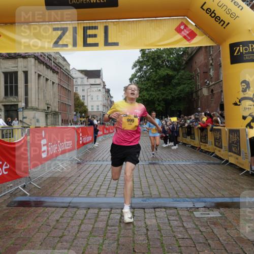13.09.2026 - Kiel Lauf Yannick Fuchs http://msf.ph/oto/10415447 13.09.2026 09:37:16 Ziel 999, 3174, 3481, 4737, 8658, 9696, 2455, 3900, 7855, 2417, 5837, 7050, 7827, 8661, 10220, 10656, 10778, 12416, 2430, 7546, 9450 meine-sportfotos.de