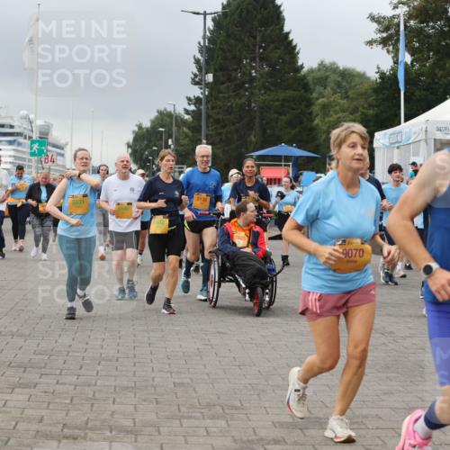 13.09.2026 - Kiel Lauf Andreas Tolksdorf http://msf.ph/oto/10415495 13.09.2026 10:06:30 Kiellinie 5138, 8831, 7625, 39, 9070, 154, 373, 10864 meine-sportfotos.de