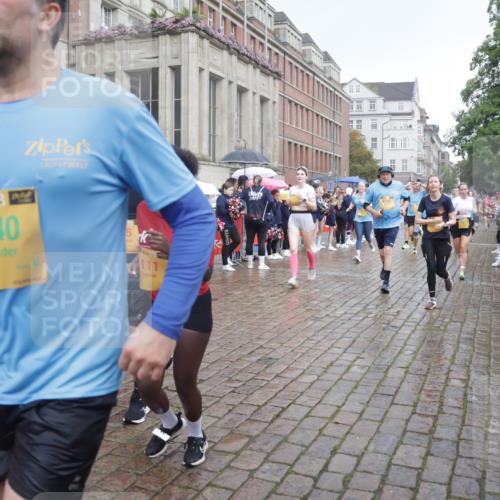 13.09.2026 - Kiel Lauf Yannick Fuchs http://msf.ph/oto/10415587 13.09.2026 10:47:35 Ziel 335, 365, 917, 1944, 3306, 3512, 3565, 3745, 4070, 4077, 4096, 4149, 4187, 4531, 5239, 5573, 5787, 5980, 6005, 6235, 6792, 6940, 6946, 6949, 6978, 7632, 8058, 8309, 9104, 9114, 9643, 9946, 9959, 10115, 10720, 11271, 11382, 12377, 12498, 85, 111, 116, 816, 821, 1107, 1280, 1367, 1563, 1674, 1803, 2000, 2183, 2185, 2429, 2713, 2947, 3064, 3136, 3183, 3463, 4150, 4380, 4450, 4531, 4773, 4789, 4894, 5089, 5195, 5424, 5505, 5649, 5914, 6142, 6742, 6981, 7288, 8058, 85 meine-sportfotos.de