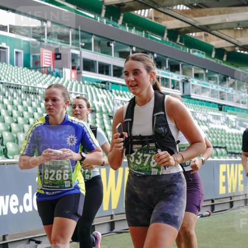 13.09.2026 - 21. swb-Marathon Bremen Michael Burmester http://msf.ph/oto/10415654 13.09.2026 13:19:24 Laufen im Stadion 333, 404, 464, 486, 512, 546, 732, 753, 837, 921, 938, 1066, 1156, 1431, 1506, 1756, 1765, 1815, 1844, 1868, 1916, 2028, 2056, 2123, 2137, 2224, 2240, 2294, 2315, 2357, 2358, 2453, 2533, 2557, 2563, 2614, 2622, 2626, 2689, 2694, 2695, 2702, 2703, 2722, 2756, 2786, 2843, 2845, 2849, 2857, 2879, 2880, 2893, 2944, 2983, 2999, 3031, 3046, 3059, 3072, 3096, 3100, 3116, 3146, 3189, 3198, 3210, 3243, 3263, 3285, 3287, 3310, 3315, 3476, 3537, 3619, 3633, 3740, 3879, 4478 meine-sportfotos.de