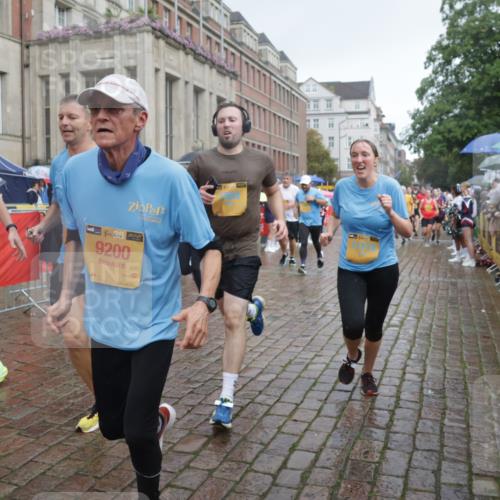 13.09.2026 - Kiel Lauf Yannick Fuchs http://msf.ph/oto/10415655 13.09.2026 10:47:39 Ziel 335, 1944, 3306, 3512, 3565, 4077, 4096, 4583, 5239, 5573, 5787, 5980, 6005, 6036, 6384, 6904, 6940, 6946, 6949, 6978, 7632, 9104, 9643, 9946, 10115, 10651, 10720, 11271, 11382, 11705, 11724, 12377, 12498, 12593, 116, 365, 816, 821, 917, 1107, 1280, 1367, 1563, 1674, 1803, 2000, 2183, 2185, 2429, 2713, 2947, 3064, 3136, 3183, 3463, 3512, 3745, 4070, 4149, 4150, 4187, 4380, 4450, 4531, 4773, 4789, 5089, 5195, 5239, 5505, 5649, 5914, 6142, 6235, 6792, 6981, 7288, 8058, 85 meine-sportfotos.de