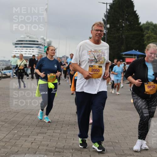 13.09.2026 - Kiel Lauf Andreas Tolksdorf http://msf.ph/oto/10415709 13.09.2026 10:06:38 Kiellinie 4899, 38, 2050, 38, 8630, 10951 meine-sportfotos.de