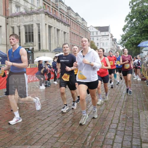 13.09.2026 - Kiel Lauf Yannick Fuchs http://msf.ph/oto/10415724 13.09.2026 10:47:43 Ziel 335, 1944, 3565, 3682, 4077, 4096, 4425, 4583, 5787, 5980, 6036, 6384, 6904, 6946, 6949, 6967, 6978, 7001, 7632, 8387, 9076, 9104, 9643, 10651, 11382, 11705, 11724, 12377, 12498, 12593, 116, 365, 821, 917, 1107, 1280, 1367, 1803, 2000, 2183, 2185, 2429, 2713, 2947, 3064, 3136, 3183, 3306, 3463, 3512, 3565, 3745, 4070, 4149, 4150, 4187, 4380, 4450, 4531, 4773, 4789, 5195, 5239, 5505, 5573, 5649, 5914, 5980, 6005, 6142, 6235, 6792, 6940, 6981, 7288, 7632, 8058, 85 meine-sportfotos.de