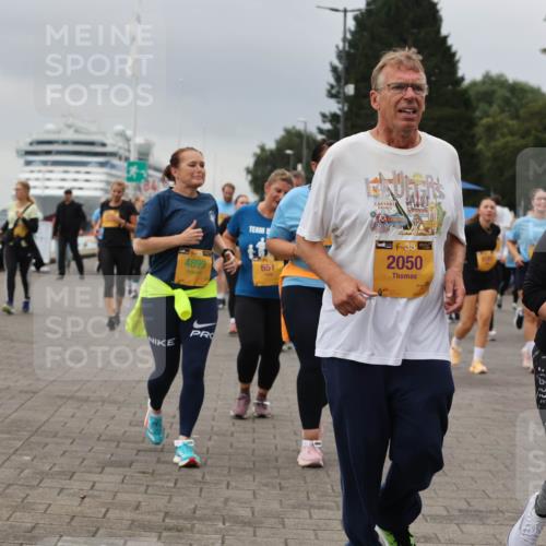 13.09.2026 - Kiel Lauf Andreas Tolksdorf http://msf.ph/oto/10415730 13.09.2026 10:06:39 Kiellinie 4899, 651, 4, 38, 2050, 181, 4, 38, 8630 meine-sportfotos.de