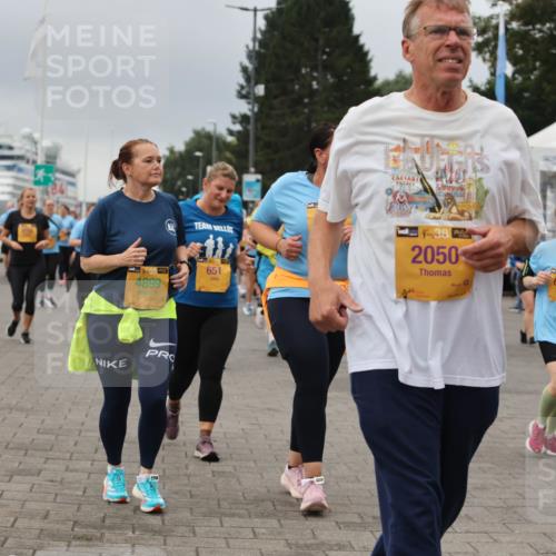 13.09.2026 - Kiel Lauf Andreas Tolksdorf http://msf.ph/oto/10415734 13.09.2026 10:06:39 Kiellinie 38, 2050, 4899, 651, 6754, 2, 2, 2 meine-sportfotos.de