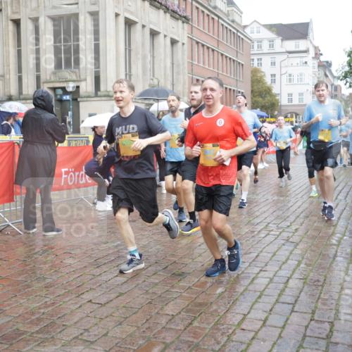 13.09.2026 - Kiel Lauf Yannick Fuchs http://msf.ph/oto/10415843 13.09.2026 10:47:51 Ziel 696, 708, 1059, 3682, 3715, 4425, 4583, 4713, 5240, 5747, 6036, 6384, 6778, 6904, 6967, 7001, 8387, 9076, 9915, 10651, 11603, 11705, 11724, 11829, 12510, 12593, 12758, 335, 365, 821, 917, 1280, 1944, 2000, 2183, 2185, 2429, 2713, 2947, 3064, 3136, 3183, 3306, 3463, 3512, 3565, 3745, 4070, 4077, 4096, 4149, 4150, 4187, 4450, 4531, 5239, 5505, 5573, 5787, 5980, 6005, 6235, 6384, 6792, 6940, 6946, 6949, 6978, 6981, 7288, 7632, 8058, 9104, 10651, 960, 1644 meine-sportfotos.de