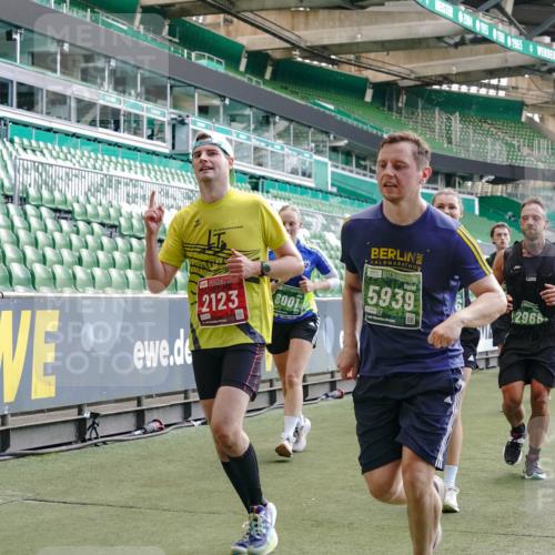 13.09.2026 - 21. swb-Marathon Bremen Michael Burmester http://msf.ph/oto/10415872 13.09.2026 13:19:30 Laufen im Stadion 333, 464, 486, 512, 546, 753, 921, 938, 1066, 1129, 1156, 1409, 1431, 1506, 1756, 1765, 1815, 1868, 1916, 2028, 2123, 2137, 2224, 2240, 2294, 2315, 2357, 2453, 2533, 2557, 2563, 2614, 2622, 2626, 2689, 2694, 2695, 2702, 2703, 2722, 2756, 2786, 2843, 2845, 2849, 2857, 2879, 2880, 2944, 2983, 2999, 3031, 3046, 3059, 3072, 3096, 3100, 3116, 3189, 3198, 3243, 3263, 3264, 3285, 3287, 3310, 3315, 3476, 3537, 3619, 3740, 3879, 4478 meine-sportfotos.de