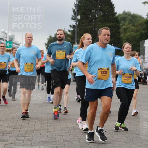 13.09.2026 - Kiel Lauf Andreas Tolksdorf http://msf.ph/oto/10415897 13.09.2026 10:06:53 Kiellinie 2512, 39, 11172, 11218, 23, 38, 1338, 11666, 68, 10432 meine-sportfotos.de