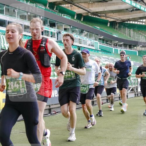 13.09.2026 - 21. swb-Marathon Bremen Michael Burmester http://msf.ph/oto/10415995 13.09.2026 13:19:33 Laufen im Stadion 333, 464, 486, 512, 546, 921, 938, 1066, 1129, 1156, 1409, 1431, 1446, 1506, 1756, 1765, 1815, 1916, 2028, 2123, 2137, 2224, 2240, 2294, 2315, 2349, 2453, 2533, 2557, 2563, 2614, 2622, 2626, 2689, 2694, 2695, 2702, 2703, 2722, 2756, 2786, 2843, 2845, 2849, 2857, 2879, 2944, 2983, 2999, 3031, 3046, 3059, 3072, 3096, 3100, 3116, 3189, 3198, 3243, 3263, 3264, 3285, 3287, 3310, 3315, 3476, 3619, 3740, 3879, 4478 meine-sportfotos.de