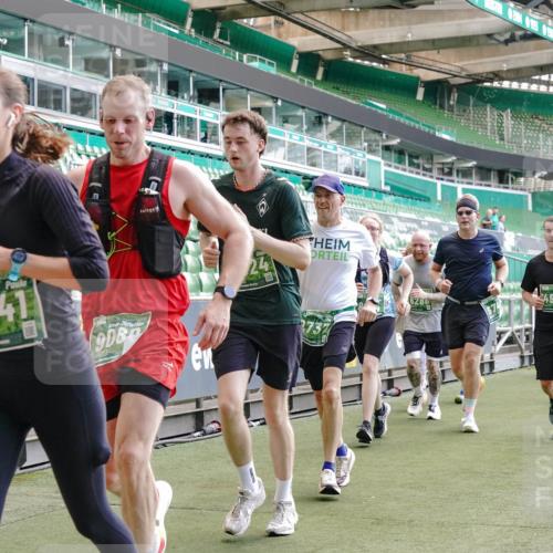 13.09.2026 - 21. swb-Marathon Bremen Michael Burmester http://msf.ph/oto/10416006 13.09.2026 13:19:33 Laufen im Stadion 333, 464, 486, 512, 546, 921, 938, 1066, 1129, 1156, 1409, 1431, 1446, 1506, 1756, 1765, 1815, 1916, 2028, 2123, 2137, 2224, 2240, 2294, 2315, 2349, 2453, 2533, 2557, 2563, 2614, 2622, 2626, 2689, 2694, 2695, 2702, 2703, 2722, 2756, 2786, 2843, 2845, 2849, 2857, 2879, 2944, 2983, 2999, 3031, 3046, 3059, 3072, 3096, 3100, 3116, 3189, 3198, 3243, 3263, 3264, 3285, 3287, 3310, 3315, 3476, 3619, 3740, 3879, 4478 meine-sportfotos.de