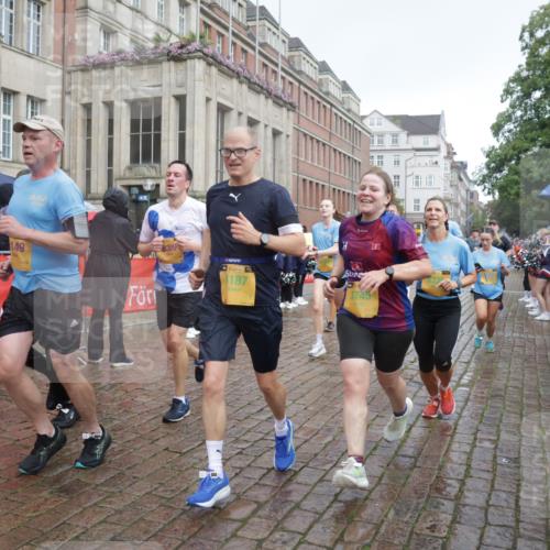 13.09.2026 - Kiel Lauf Yannick Fuchs http://msf.ph/oto/10416019 13.09.2026 10:48:01 Ziel 596, 696, 995, 1059, 1273, 1586, 2625, 2712, 3012, 3014, 3715, 4713, 4720, 5747, 6418, 6507, 7104, 7212, 7668, 8737, 9915, 10634, 10933, 11098, 11596, 11603, 11829, 12758, 335, 365, 708, 917, 1944, 3306, 3512, 3565, 3682, 3745, 4070, 4077, 4096, 4149, 4187, 4425, 4583, 5239, 5240, 5573, 5747, 5787, 5980, 6005, 6036, 6235, 6384, 6778, 6792, 6904, 6940, 6946, 6949, 6967, 6978, 7001, 7632, 8387, 9076, 9104, 10651, 11705, 11724, 12593, 199, 960, 1644, 2097, 2253, 2183, 4070 meine-sportfotos.de