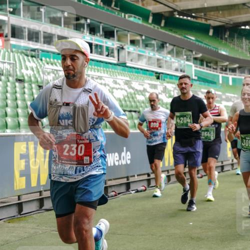13.09.2026 - 21. swb-Marathon Bremen Michael Burmester http://msf.ph/oto/10416038 13.09.2026 12:58:13 Laufen im Stadion 141, 148, 334, 511, 672, 769, 776, 789, 790, 857, 909, 1010, 1119, 1191, 1199, 1254, 1281, 1535, 1601, 1642, 1647, 1752, 1809, 1881, 1900, 1931, 1933, 2046, 2051, 2075, 2324, 2343, 2367, 2371, 2397, 2402, 2423, 2425, 2493, 2577, 2640, 2671, 2771, 2807, 2885, 2903, 2904, 3021, 3051, 3078, 3098, 3120, 3138, 3148, 3182, 3186, 3319, 3338, 3435, 3450, 3458, 3514, 3534, 3560, 3634, 3655, 3685, 3690, 3695, 3760, 3813, 3866, 3933, 3939, 4101, 4316, 4319, 205 meine-sportfotos.de