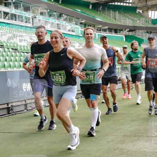 13.09.2026 - 21. swb-Marathon Bremen Michael Burmester http://msf.ph/oto/10416054 13.09.2026 12:58:14 Laufen im Stadion 141, 148, 334, 511, 672, 769, 776, 789, 790, 857, 909, 1010, 1119, 1191, 1199, 1254, 1281, 1535, 1601, 1642, 1647, 1752, 1809, 1881, 1900, 1931, 1933, 2046, 2051, 2075, 2324, 2343, 2367, 2371, 2397, 2402, 2423, 2425, 2493, 2577, 2640, 2671, 2771, 2807, 2885, 2903, 2904, 3021, 3051, 3078, 3098, 3120, 3138, 3148, 3182, 3186, 3233, 3319, 3338, 3435, 3450, 3458, 3514, 3534, 3560, 3634, 3655, 3685, 3690, 3695, 3760, 3866, 3933, 3939, 4101, 4316, 4319, 205 meine-sportfotos.de