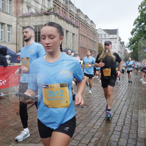 13.09.2026 - Kiel Lauf Yannick Fuchs http://msf.ph/oto/10416060 13.09.2026 10:48:03 Ziel 596, 696, 995, 1273, 1586, 1595, 2625, 2712, 3012, 3014, 3715, 4713, 4720, 4896, 6418, 6507, 7104, 7212, 7668, 8737, 9915, 10634, 10933, 11098, 11596, 11603, 11718, 12758, 335, 696, 708, 917, 1059, 1944, 3306, 3512, 3565, 3682, 4077, 4096, 4425, 4583, 4713, 5239, 5240, 5573, 5747, 5787, 5980, 6005, 6036, 6235, 6384, 6778, 6792, 6904, 6940, 6946, 6949, 6967, 6978, 7001, 7632, 8387, 9076, 9104, 10651, 11705, 11724, 12593, 199, 960, 1564, 1644, 2097, 2253, 2183, 4070 meine-sportfotos.de