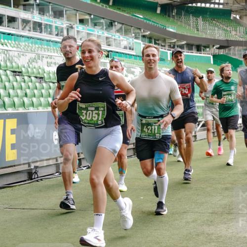 13.09.2026 - 21. swb-Marathon Bremen Michael Burmester http://msf.ph/oto/10416067 13.09.2026 12:58:14 Laufen im Stadion 141, 148, 334, 511, 672, 769, 776, 789, 790, 857, 909, 1010, 1119, 1191, 1199, 1254, 1281, 1535, 1601, 1642, 1647, 1752, 1809, 1881, 1900, 1931, 1933, 2046, 2051, 2075, 2324, 2343, 2367, 2371, 2397, 2402, 2423, 2425, 2493, 2577, 2640, 2671, 2771, 2807, 2885, 2903, 2904, 3021, 3051, 3078, 3098, 3120, 3138, 3148, 3182, 3186, 3233, 3319, 3338, 3435, 3450, 3458, 3514, 3534, 3560, 3634, 3655, 3685, 3690, 3695, 3760, 3866, 3933, 3939, 4101, 4316, 4319, 205 meine-sportfotos.de