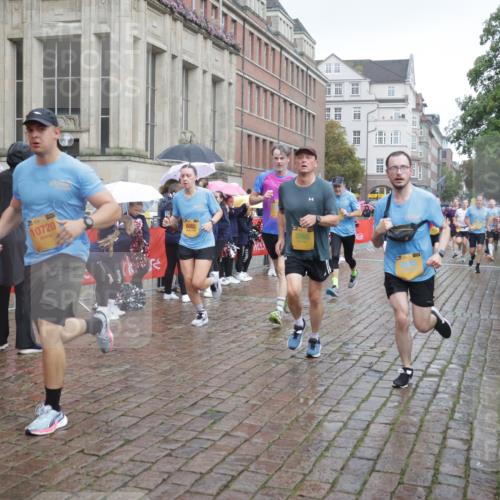 13.09.2026 - Kiel Lauf Yannick Fuchs http://msf.ph/oto/10416092 13.09.2026 10:48:05 Ziel 596, 960, 995, 1273, 1586, 1595, 2625, 2712, 3012, 3014, 3715, 4720, 4896, 6418, 6507, 6760, 7104, 7212, 7668, 8737, 9915, 10634, 10933, 11098, 11596, 11718, 335, 696, 708, 1059, 1944, 3306, 3565, 3682, 3715, 4077, 4096, 4425, 4583, 4713, 5240, 5573, 5747, 5787, 5980, 6005, 6036, 6384, 6778, 6904, 6940, 6946, 6949, 6967, 6978, 7001, 7632, 8387, 9076, 9104, 10651, 11705, 11724, 12593, 199, 854, 1564, 1644, 2097, 2253, 2183, 4070 meine-sportfotos.de