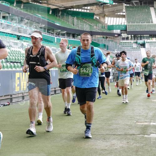 13.09.2026 - 21. swb-Marathon Bremen Michael Burmester http://msf.ph/oto/10416119 13.09.2026 13:19:36 Laufen im Stadion 333, 464, 486, 512, 546, 921, 938, 1066, 1129, 1156, 1409, 1431, 1446, 1506, 1697, 1756, 1765, 1815, 1916, 2028, 2123, 2137, 2224, 2240, 2294, 2315, 2349, 2453, 2533, 2557, 2563, 2614, 2622, 2626, 2689, 2694, 2695, 2702, 2703, 2722, 2756, 2786, 2843, 2845, 2849, 2857, 2879, 2944, 2983, 2999, 3031, 3046, 3059, 3072, 3096, 3100, 3116, 3139, 3189, 3198, 3243, 3263, 3264, 3285, 3287, 3310, 3315, 3619, 3740, 3879, 4478 meine-sportfotos.de