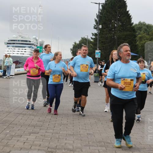 13.09.2026 - Kiel Lauf Andreas Tolksdorf http://msf.ph/oto/10416253 13.09.2026 10:07:07 Kiellinie 1677, 2175, 2176, 2032 meine-sportfotos.de