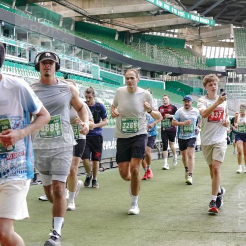 13.09.2026 - 21. swb-Marathon Bremen Michael Burmester http://msf.ph/oto/10416265 13.09.2026 13:19:41 Laufen im Stadion 333, 464, 486, 512, 546, 921, 938, 1066, 1129, 1156, 1409, 1431, 1446, 1506, 1697, 1756, 1765, 1815, 1916, 2010, 2028, 2064, 2123, 2137, 2224, 2240, 2294, 2315, 2349, 2453, 2501, 2533, 2557, 2563, 2614, 2622, 2626, 2689, 2694, 2695, 2702, 2703, 2722, 2756, 2786, 2843, 2845, 2857, 2879, 2944, 2983, 2999, 3017, 3018, 3031, 3035, 3036, 3037, 3046, 3059, 3072, 3096, 3100, 3116, 3139, 3189, 3198, 3243, 3263, 3264, 3285, 3287, 3310, 3315, 3619, 3879, 4478 meine-sportfotos.de